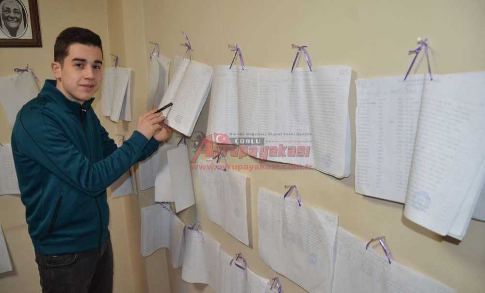 Chp'de Listeler Askıya Çıktı