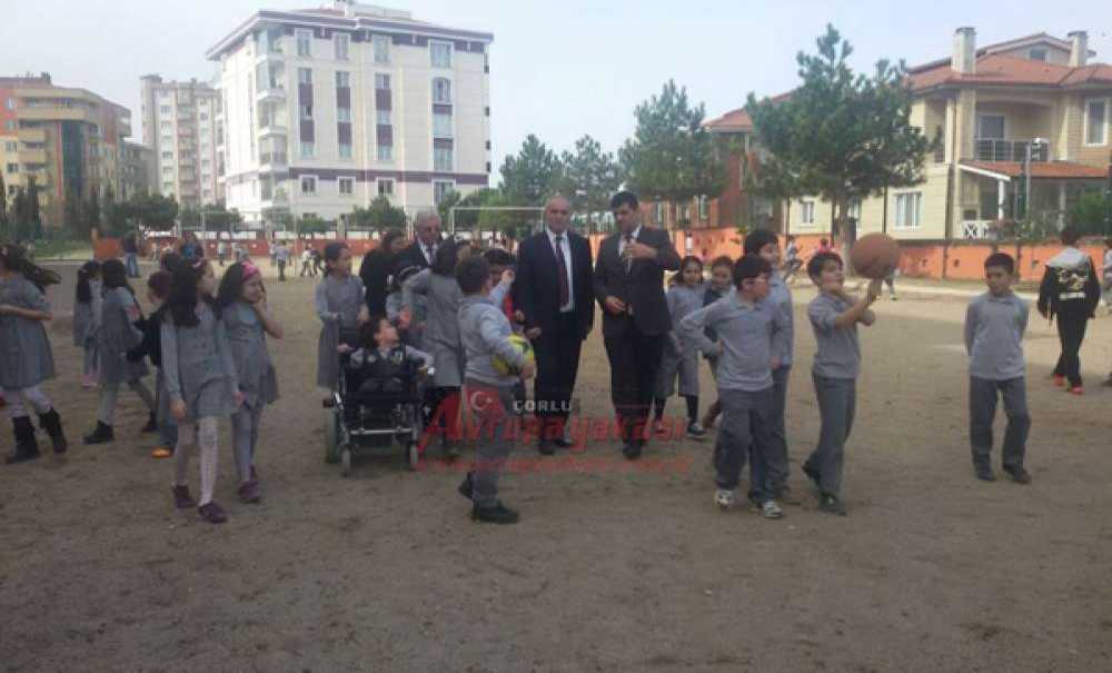 Kaymakam Kılıç`tan Görme Engelliler Sınıfına Ziyaret