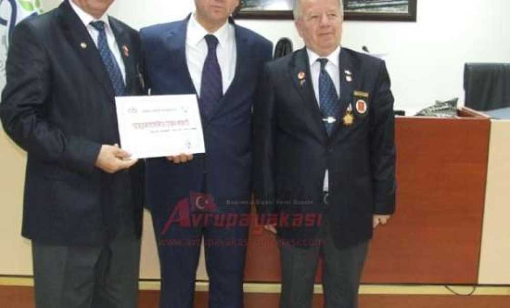 Çorlu Kent Konseyinden Öğrencilere Ödül