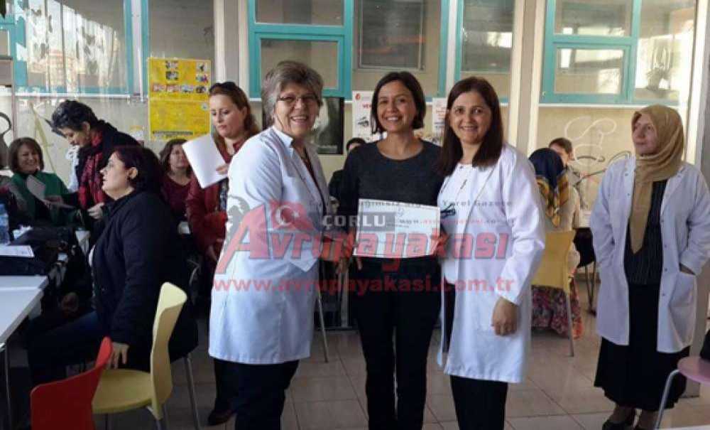 Aile Eğitimi Kursiyerlerine Sertifikaları Verildi