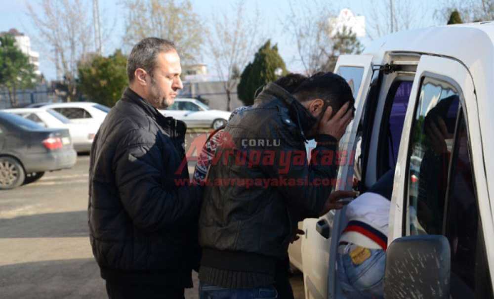 Hırsızlık Şüphelileri Suçüstü Yakalandı