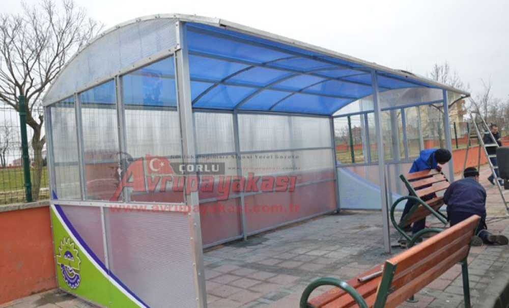 Ergene Belediyesi Durak Montajını Sürdürüyor