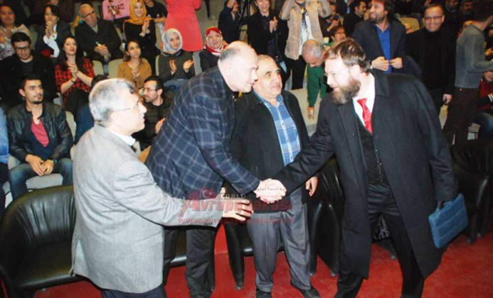 Çorlu Ak Gençlik`ten “Yeni Türkiye” Konferansı