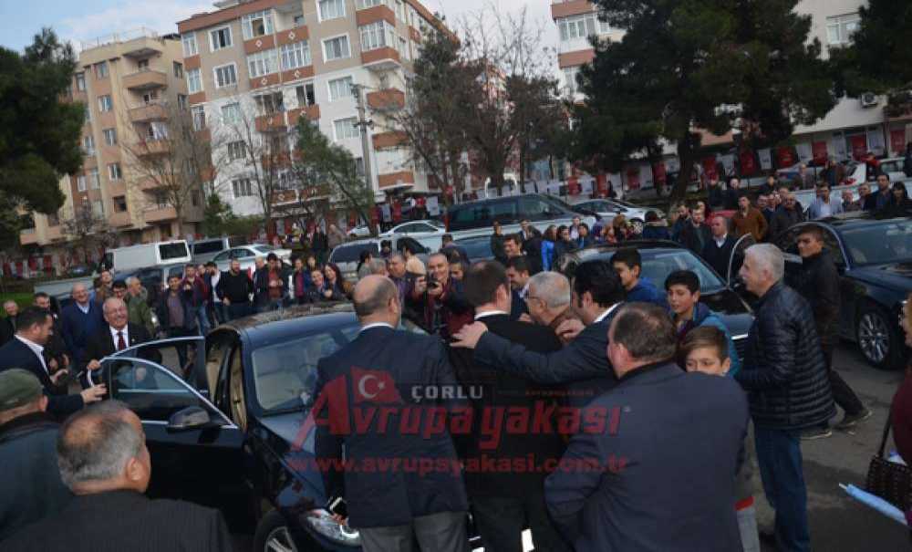 Başkanlar Albayrak'ın Yolunu Kesti