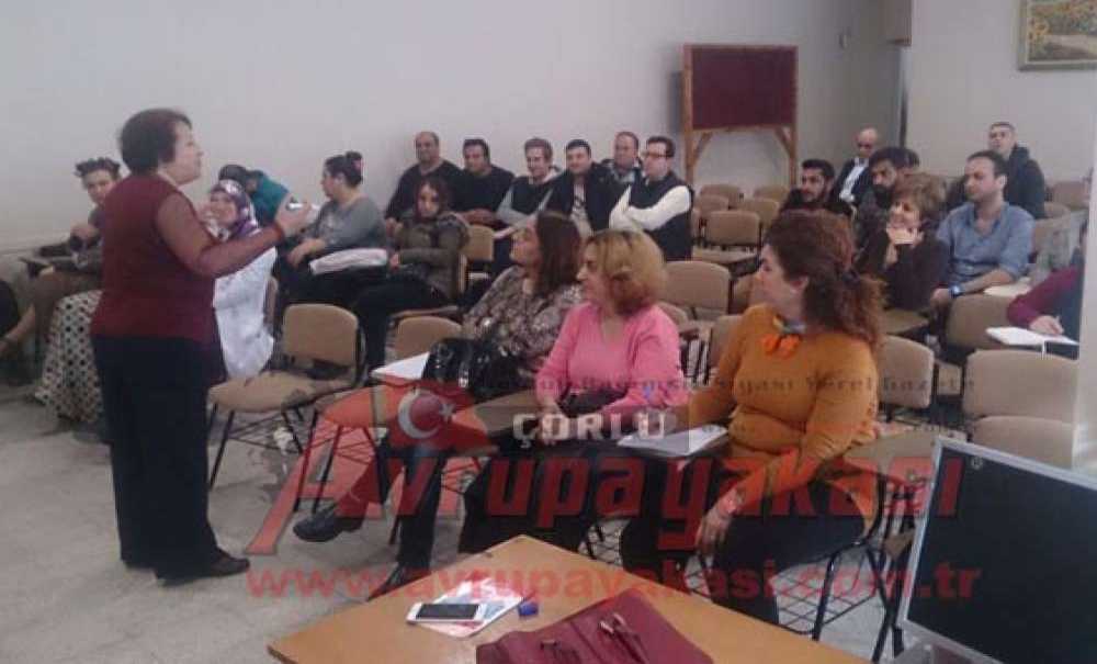 Çorlu Halk Eğitimi Merkezi'nin Usta Öğreticilerine Kişisel Gelişim Kursu