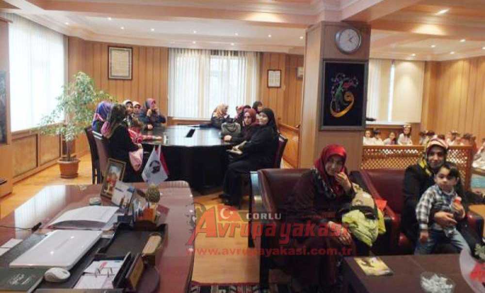 Minik Öğrenciler Ve Aileleri Çorlu Müftülüğü'nü Ziyaret Etti