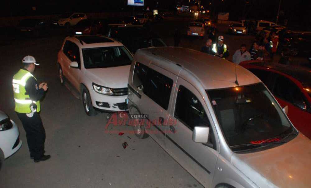 Kaza Yapan Sürücü Aracı Bırakıp Kaçtı