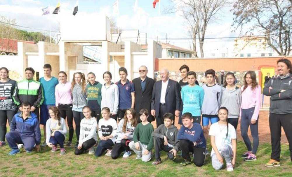 Protokol Kadın Futbol Takımıyla Maç Yaptı