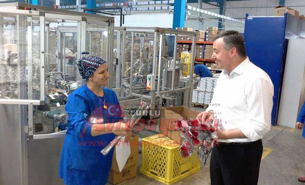 Teksif`ten Kadınlar Günü Klasiği