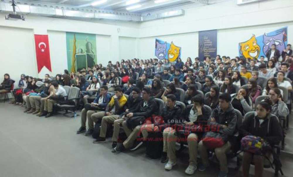Kur`an Hayat Olsun Projesi Cemile Yeşil Anadolu Lisesi`nde Tanıtıldı