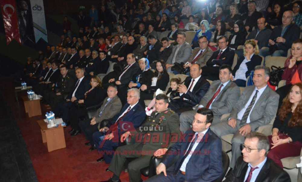 Öğrencileri Mehmet Akif Ersoy'u Andı