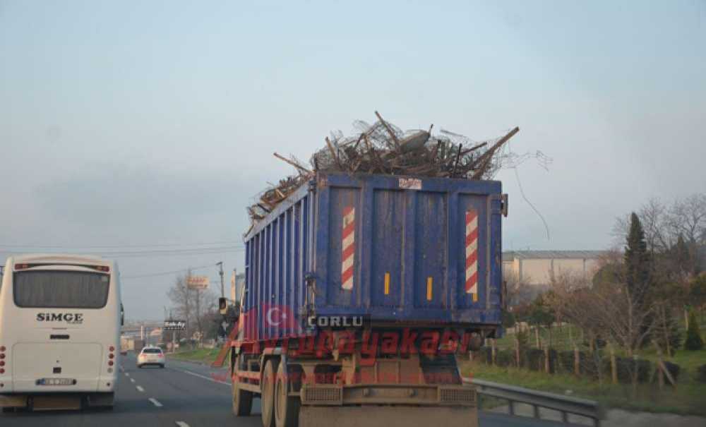 Kamyonlar Tehlike Yaratıyor