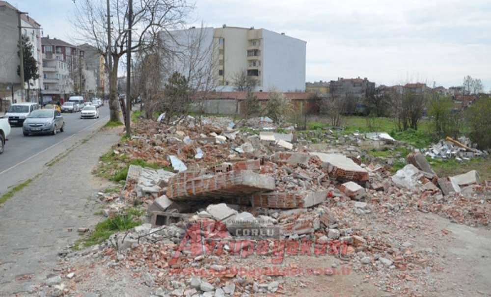 Metruk Evler Yıkıldı