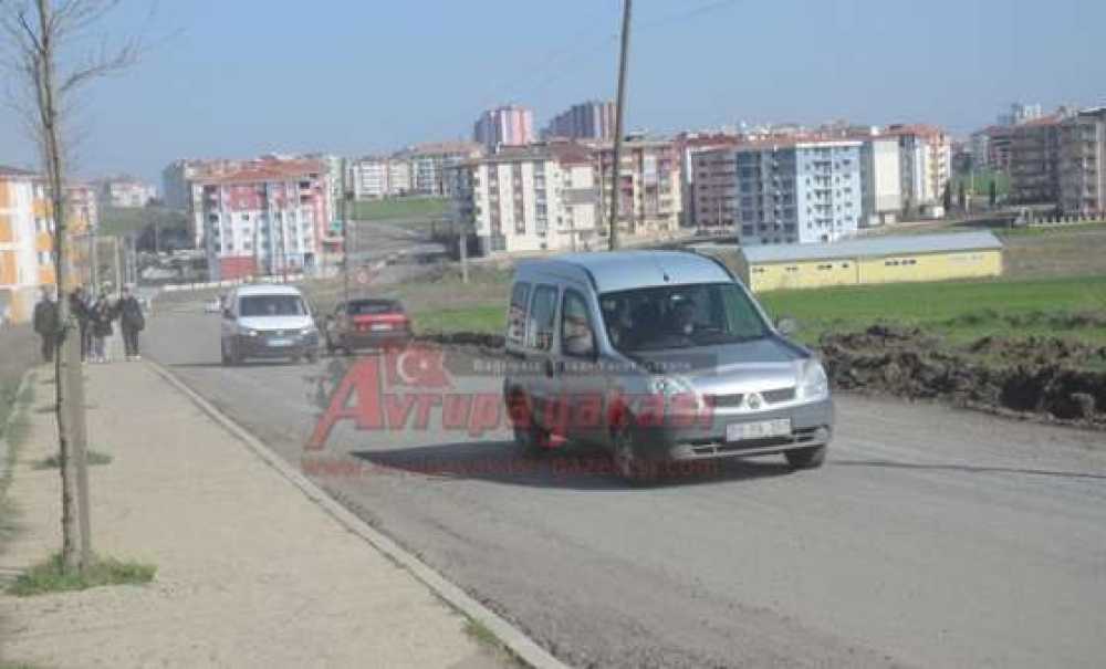 Çukurlu Yola Mıcırlı Destek