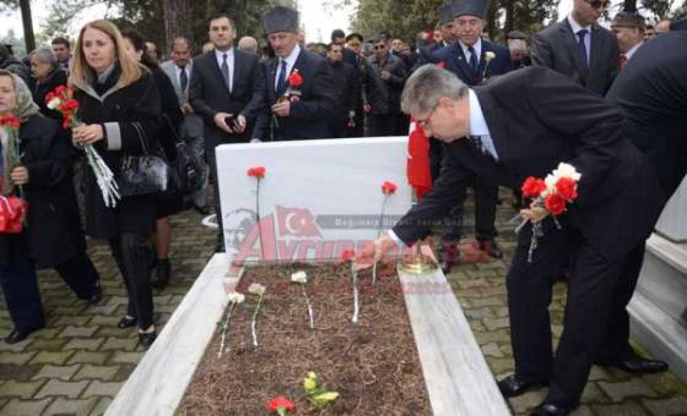 Çorlu Şehitliği'nde Duygu Yüklü Tören