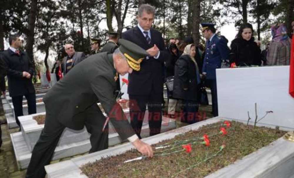 Çorlu Şehitliği'nde Duygu Yüklü Tören