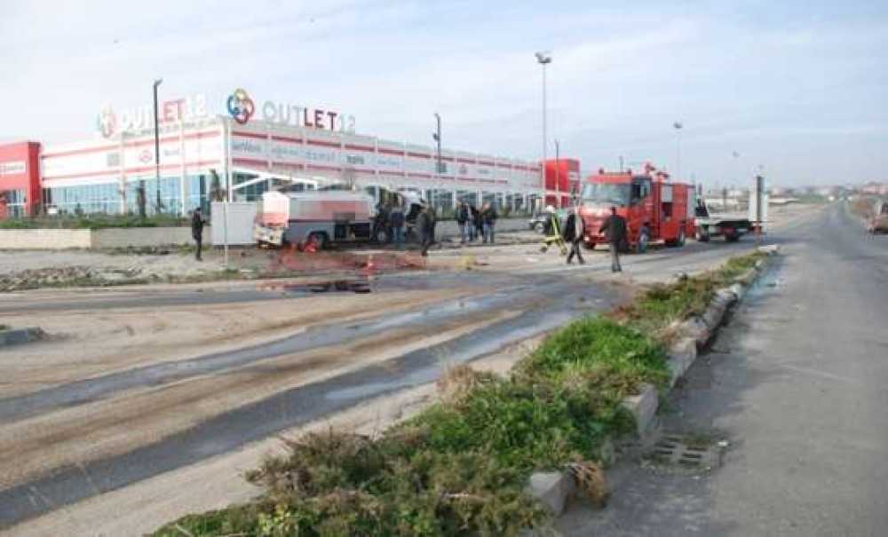 Akaryakıt Tankeri Kaza Yaptı: 1 Yaralı