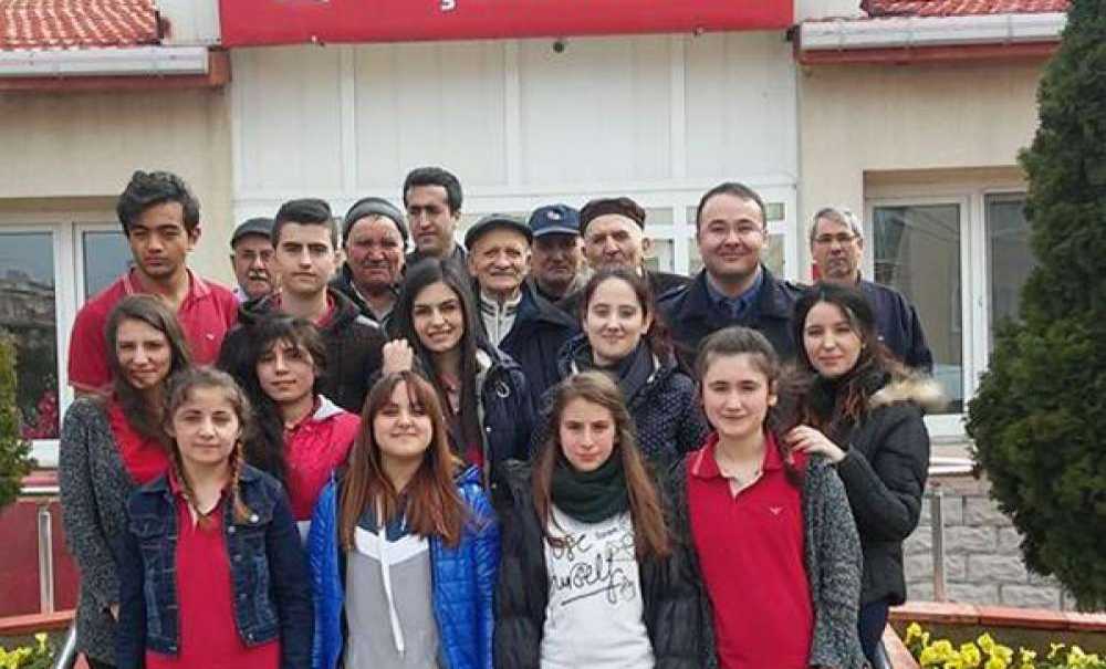 Öğrenciler Sanal Ortamdan Gerçek Yaşam Geçiş Yaptı