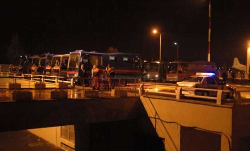 84 Hükümlü Diyarbakır`dan Çorlu`ya Uçakla Nakledildi