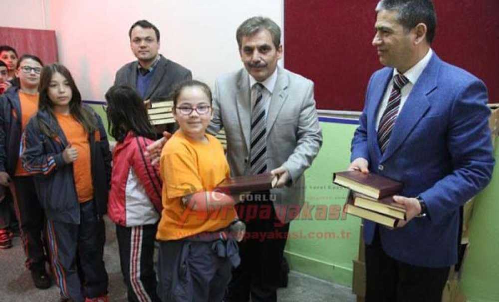 Kur`an Hayat Olsun Projesi Çorlu Ortaokulu`nda Tanıtıldı
