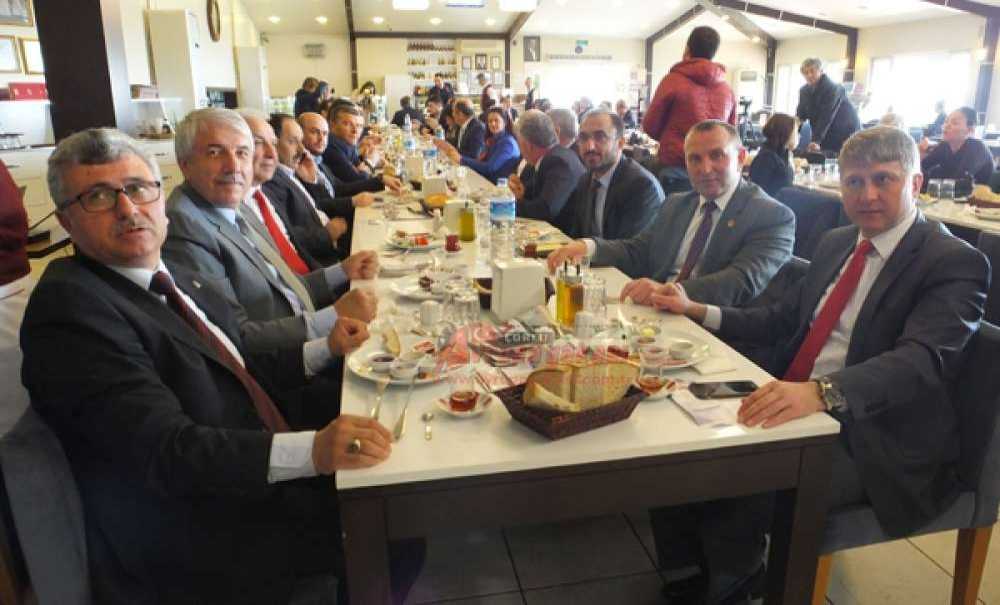 Ak Parti Tekirdağ Büyükşehir Belediyesi'ni Etiket Yaptı