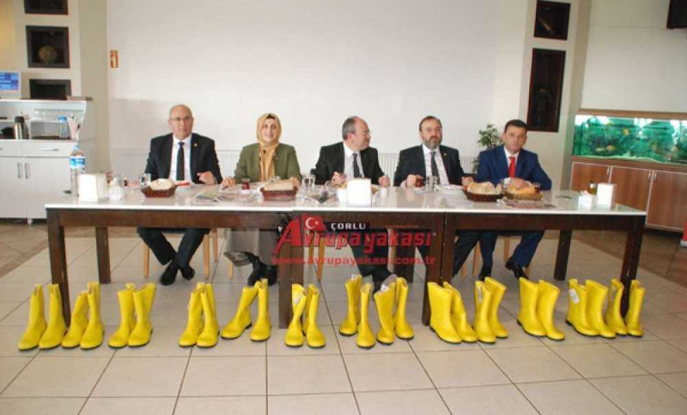 Ak Parti Tekirdağ Büyükşehir Belediyesi'ni Etiket Yaptı