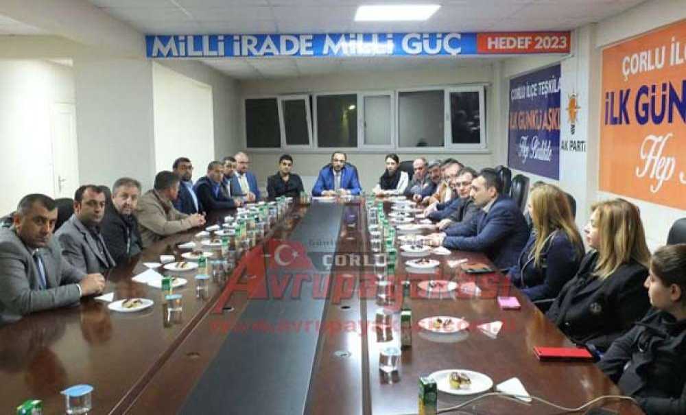 Ak Parti Çorlu İlçe Teşkilatı'nda Görev Dağılımı Belli Oldu