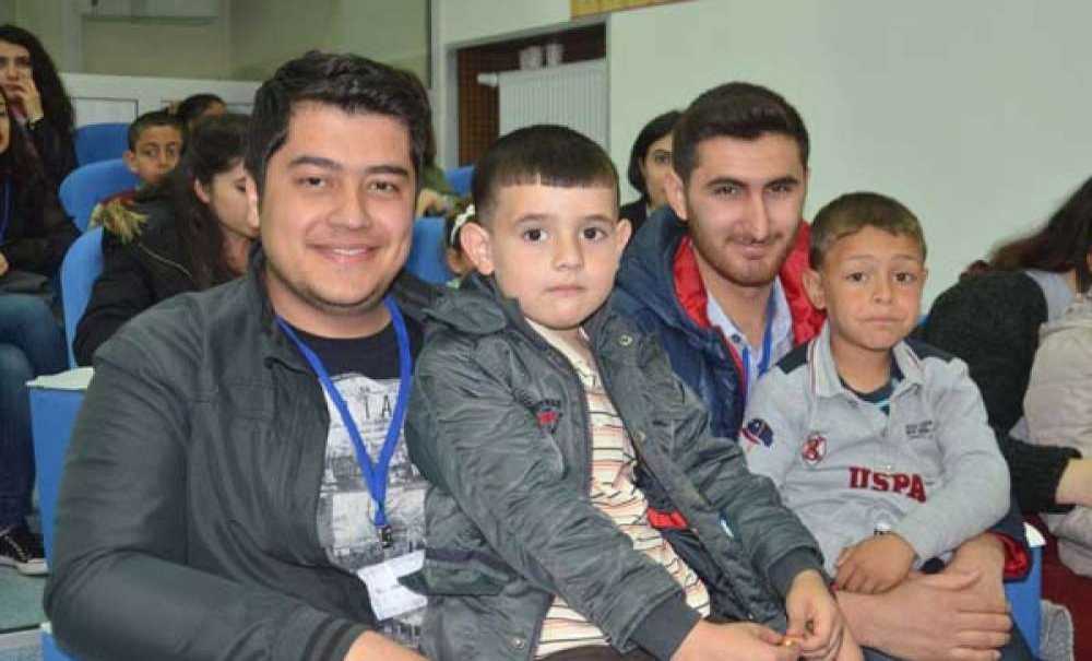 Üniversite Öğrencileri Roman Çocuklara Rol Model Oldu