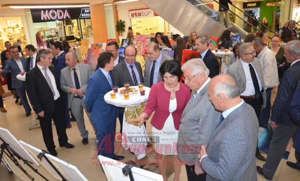 Şahinler Ortaokulu'ndan Yağlı Boya Resim Sergisi