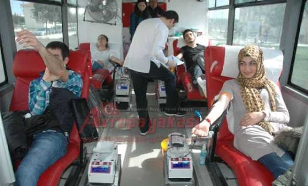 Çorlu Myo Öğrencilerinden Kan Bağışı