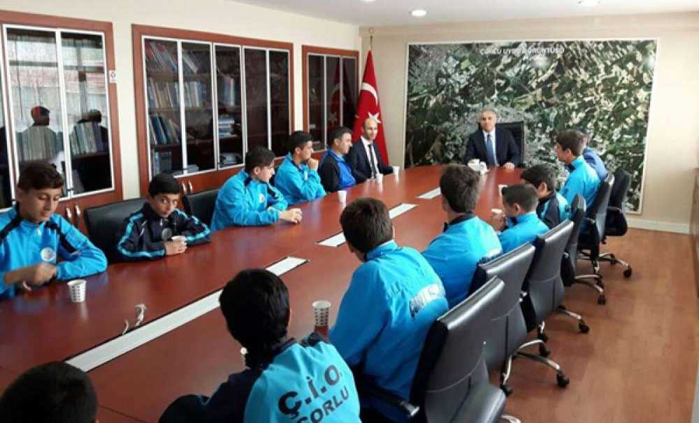 Çorlu Ortaokulu`nun Başarılı Öğrencilerinden Kaymakam Kılıç`a Ziyaret