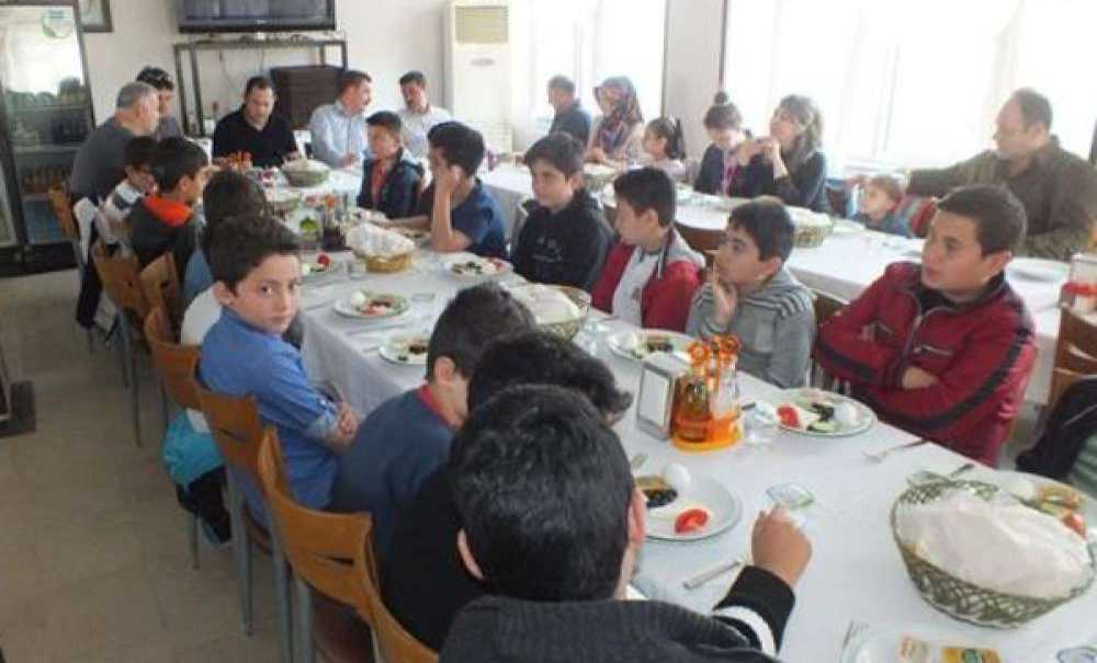 Kur`an Hayat Olsun Projesi Kapsamında Pazar Buluşması Gerçekleştirildi