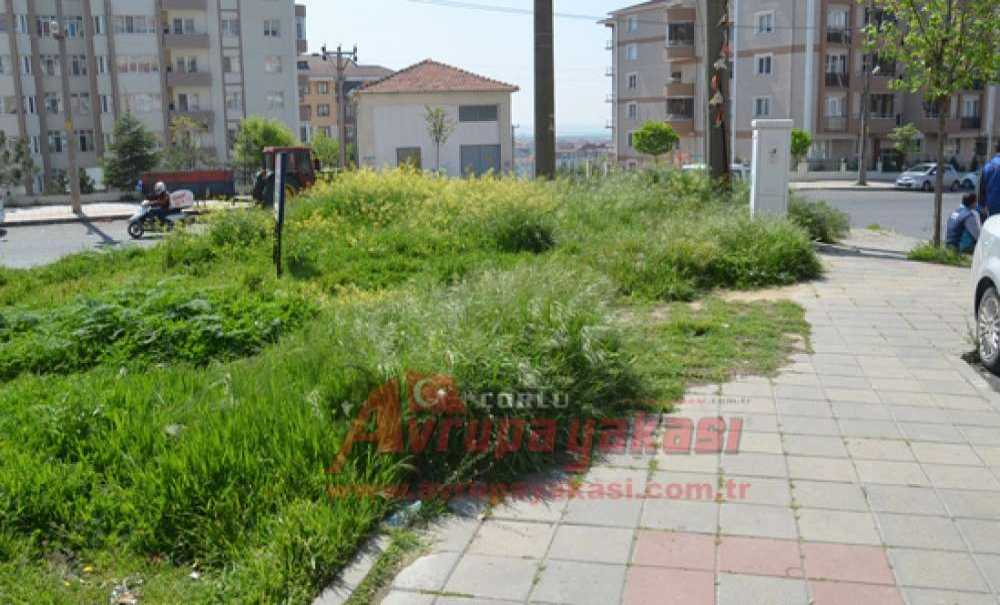 Kaldırımlar Yarım Yamalak