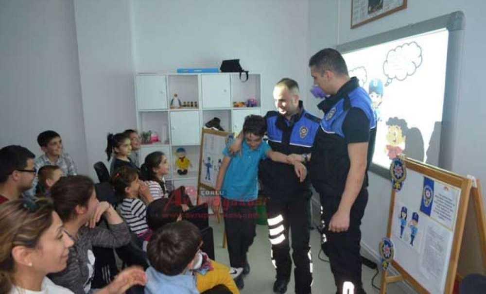 Özel Öğrenciler Polis Oldular
