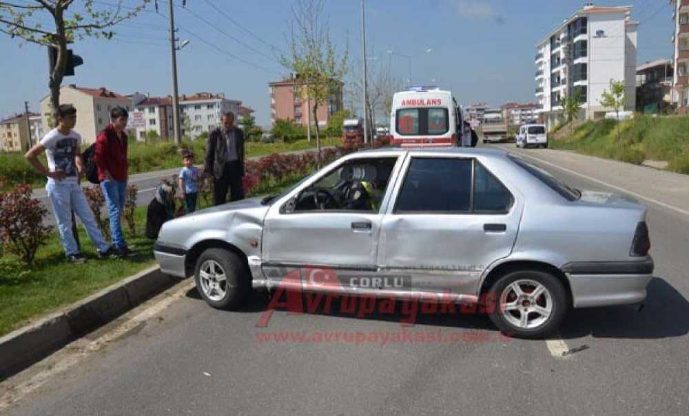 Tir Önündeki Otomobili Sürükledi