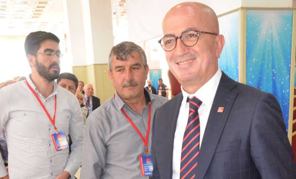 Chp'nin Yeni İlçe Başkanı İsmail Akar Oldu
