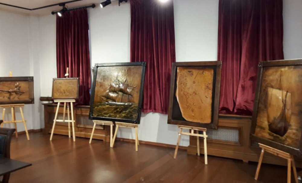 Çorlu`da Deriye Güzelleme Sergisi Açıldı