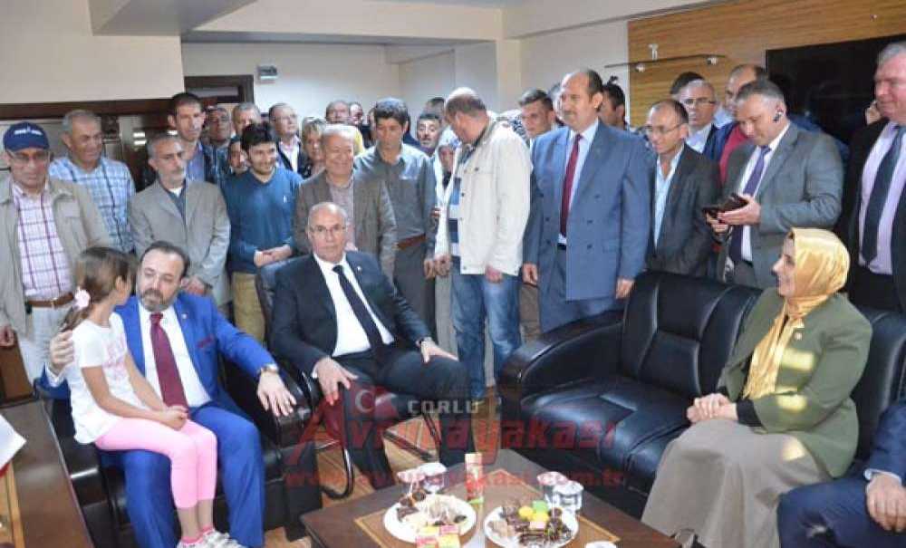 Ak Partili Yel`den Kadir Albayrak`a Yanıt Gecikmedi: “Gündem Değiştirmeye Çalışıyorlar”