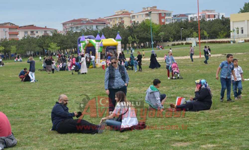 Cumhuriyet Parkı Dolup Taştı
