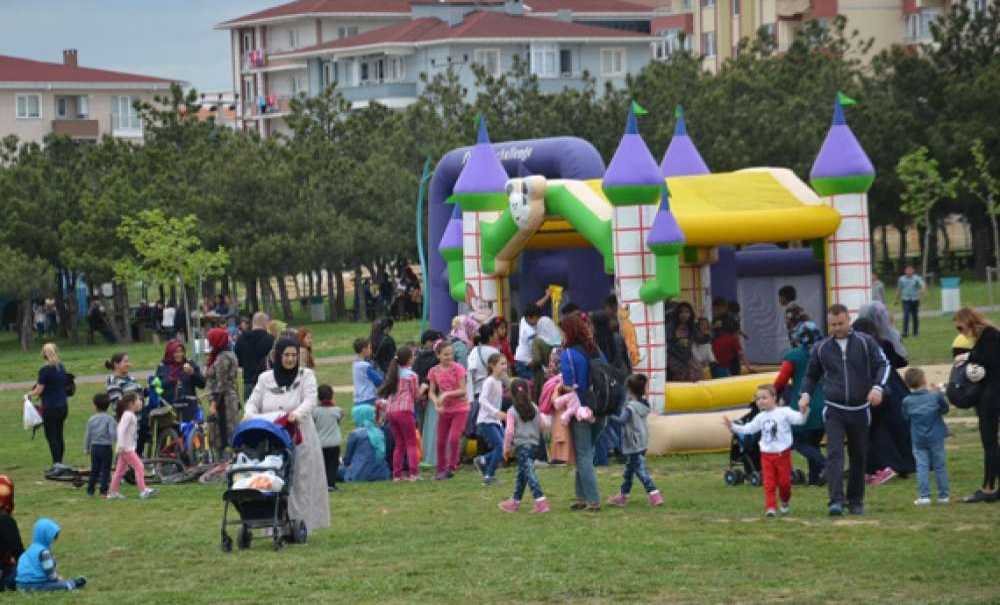 Cumhuriyet Parkı Dolup Taştı