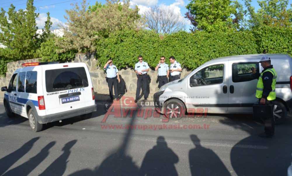 Alkollü Sürücü Polise Çarptı