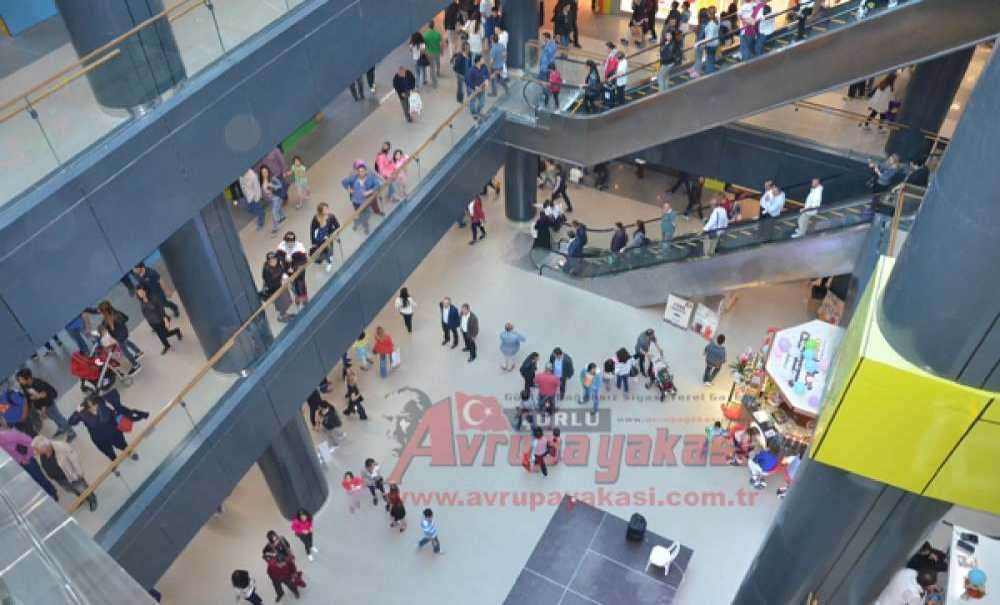 Trend Arena Ziyaretçi Akınına Uğradı