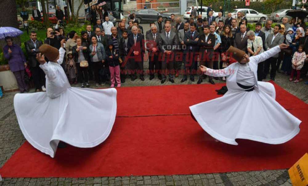 Mükerrem Ali Kayan İlkokulu Öğrencilerinden Resim Ve Tasarım Sergisi