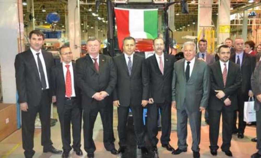 Macar Heyet Traktör Üretimini Yerinde İnceledi