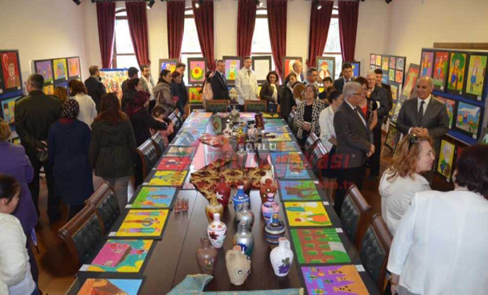 Mükerrem Ali Kayan İlkokulu Öğrencilerinden Resim Ve Tasarım Sergisi