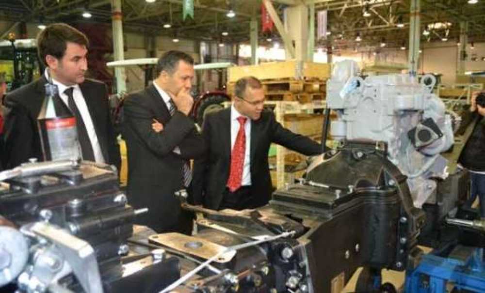 Macar Heyet Traktör Üretimini Yerinde İnceledi