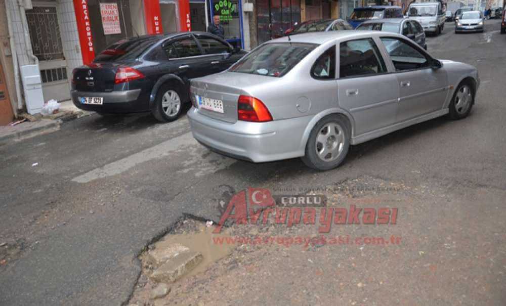 Teski Kazınca Kim Asfaltlıyor?