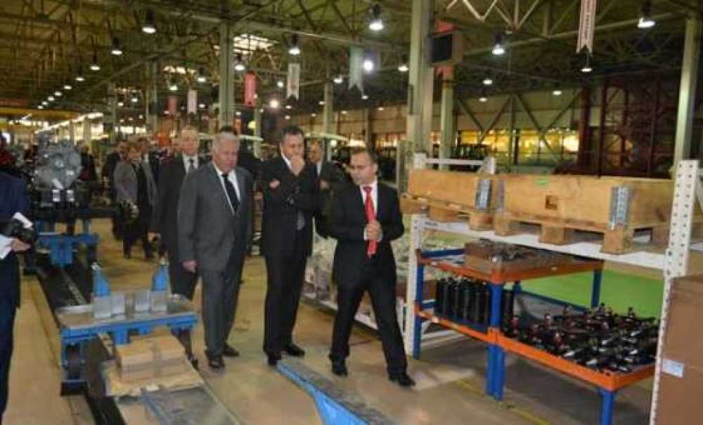 Macar Heyet Traktör Üretimini Yerinde İnceledi