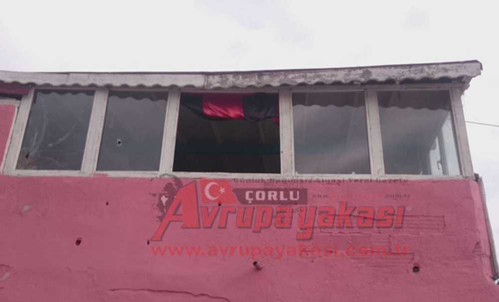 Darp Edilen Kulüp Başkanı Gençlere Ateş Etti 2'si Ağır 5 Yaralı