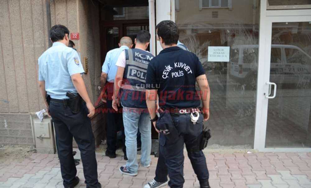 Çorlu Kom Ekipleri Kaçak Sigara Ve Makaron Ele Geçirdi